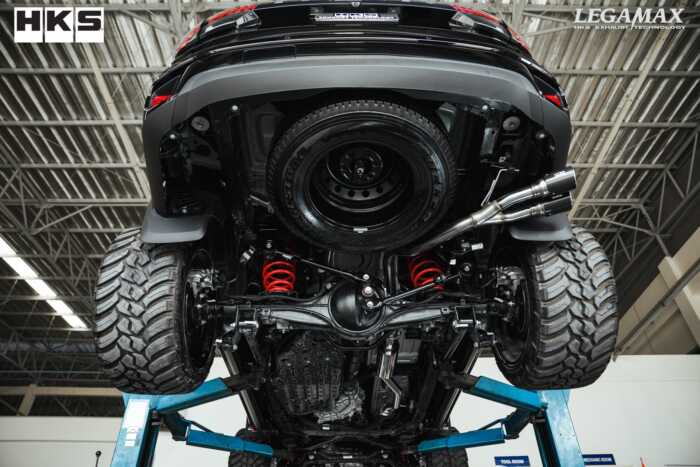 ท่อไอเสียญี่ปุ่นแบรนด์ HKS สำหรับ Ford Next Gen Everest ท่อปลายคาร์บอนไฟเบอร์สำหรับรถยนต์ โตโยต้า นิสสัน ฮอนด้า มาสด้า มิตซูบิชิ อีซูซุ ฟอร์ด ซูซูกิ