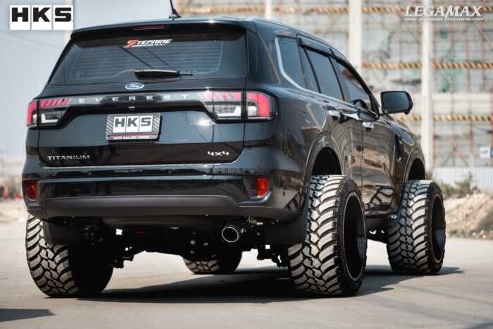 ท่อไอเสียญี่ปุ่นแบรนด์ HKS สำหรับ Ford Next Gen Everest ท่อปลายคาร์บอนไฟเบอร์สำหรับรถยนต์ โตโยต้า นิสสัน ฮอนด้า มาสด้า มิตซูบิชิ อีซูซุ ฟอร์ด ซูซูกิ