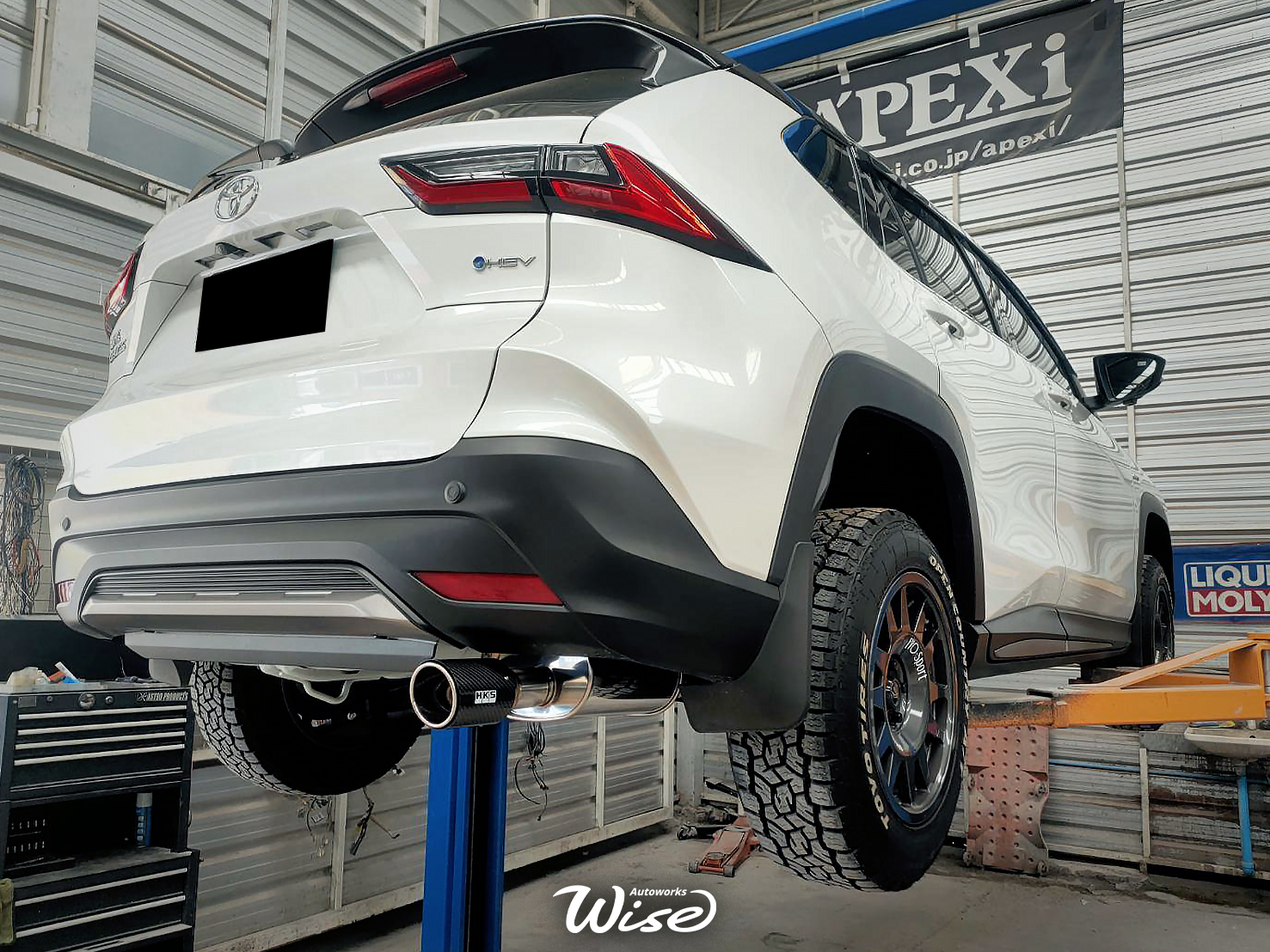 ท่อไอเสียญี่ปุ่นแบรนด์ HKS สำหรับ Toyota Yaris Cross ท่อปลายคาร์บอนไฟเบอร์สำหรับรถยนต์ โตโยต้า นิสสัน ฮอนด้า มาสด้า มิตซูบิชิ อีซูซุ ฟอร์ด ซูซูกิ