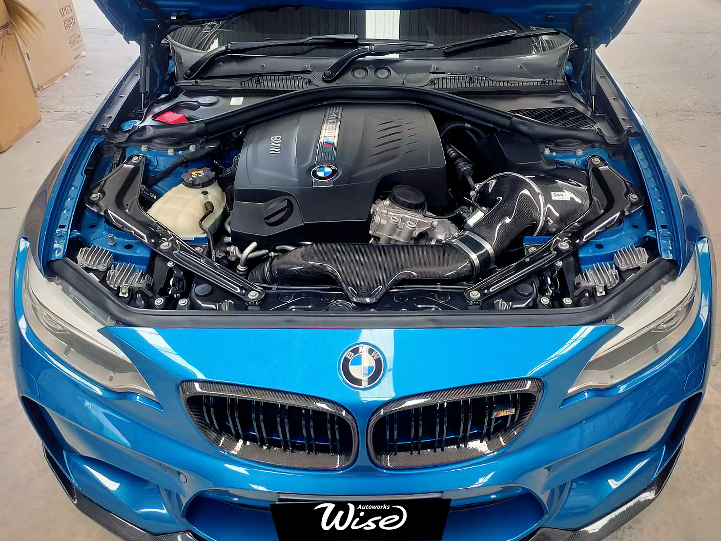 กรองอากาศ Gruppe M คาร์บอนไฟเบอร์ สำหรับ BMW F87 M2 ระบบกรองอากาศที่จะยกระดับเพิ่มสมรรถนะแรงม้าแรงบิดได้มากกว่าของแต่งกรองเปลือยทั่วไป